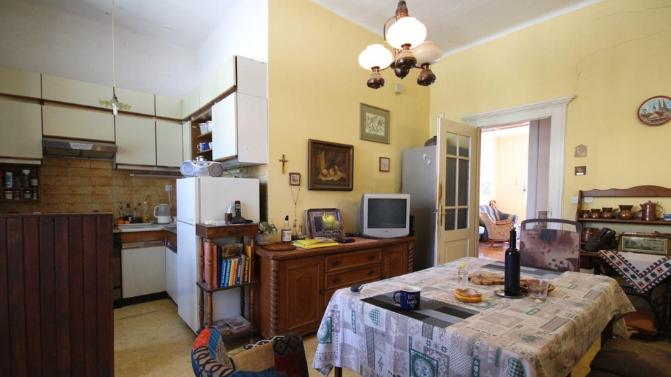 Exclusive three-bedroom apartment with panoramic sea and city views &ndash; Zapadna obala&comma; Split&excl;