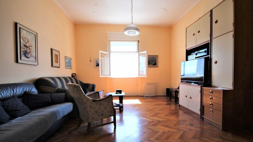 Exclusive three-bedroom apartment with panoramic sea and city views &ndash; Zapadna obala&comma; Split&excl;