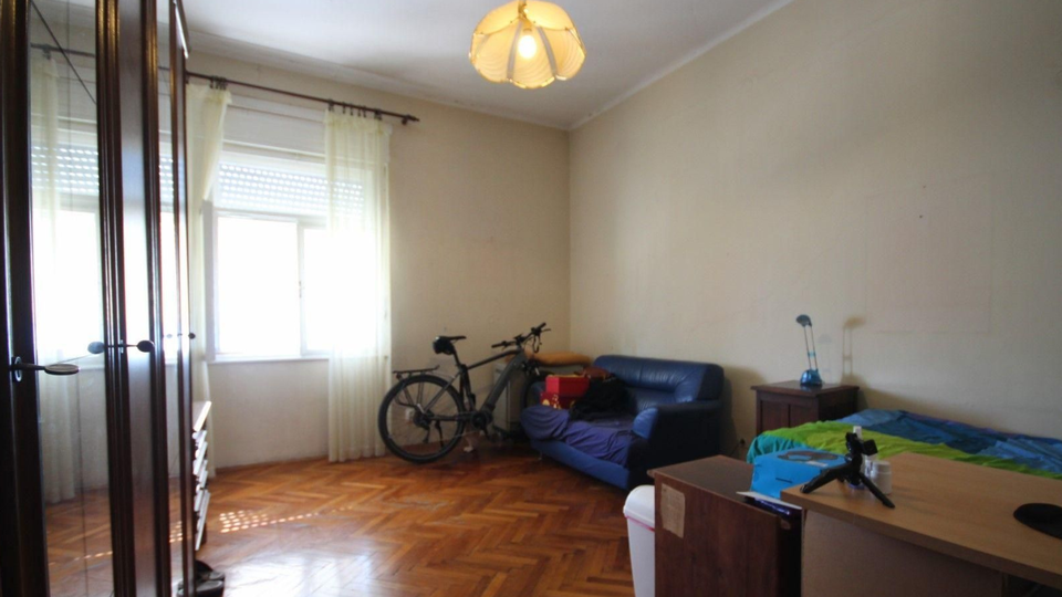 Exclusive three-bedroom apartment with panoramic sea and city views &ndash; Zapadna obala&comma; Split&excl;