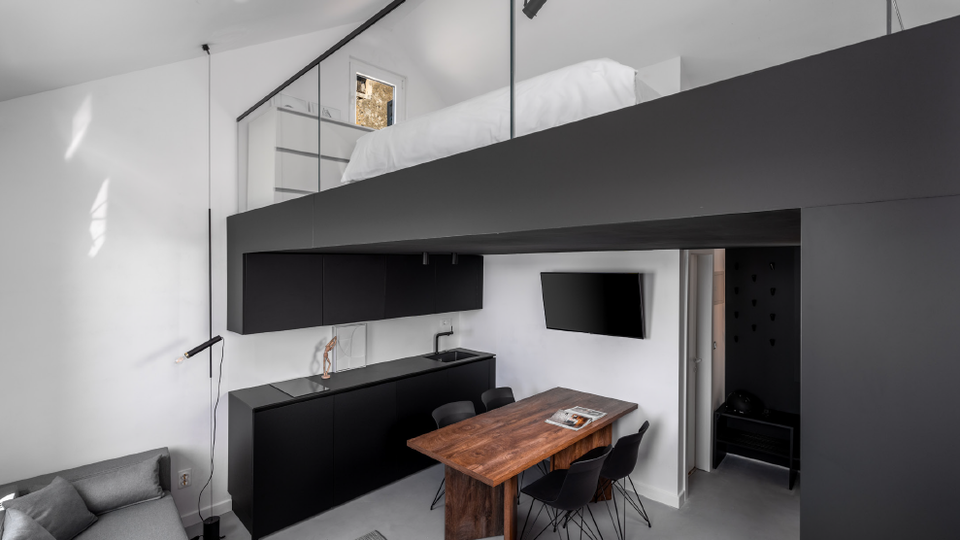 Elegantan luksuzni  apartman 500 m od pla&zcaron;e na otoku Bra&ccaron;u&excl;