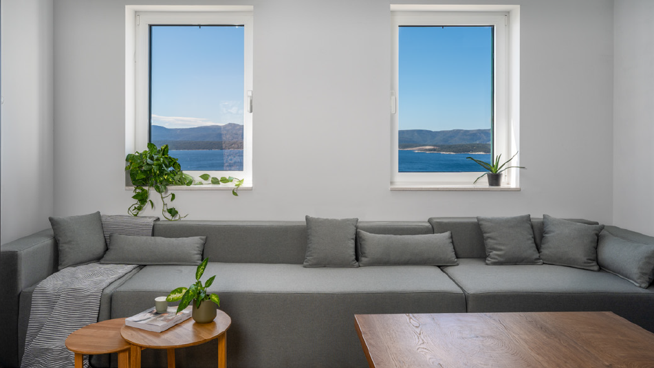 Elegantan luksuzni  apartman 500 m od pla&zcaron;e na otoku Bra&ccaron;u&excl;