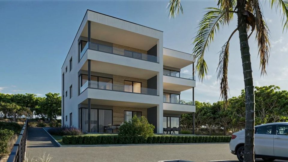 Luksuzni apartman u prizemlju s vrtom 170 m od pla&zcaron;e - Mandre&comma; otok Pag&excl;