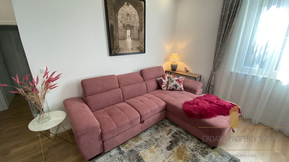 Luksuzan stan za život ili investiciju – širi centar grada, 80 m², vrhunska lokacija! Split!