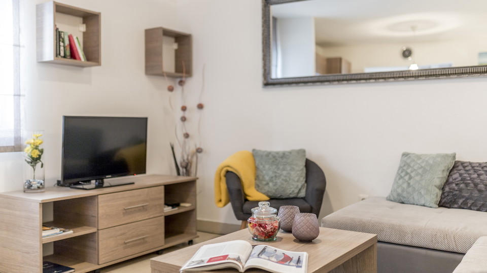 &Pcy;&rcy;&ocy;&dcy;&acy;&zhcy;&acy;&excl; &Ecy;&kcy;&scy;&kcy;&lcy;&yucy;&zcy;&icy;&vcy;&ncy;&acy;&yacy; &kcy;&vcy;&acy;&rcy;&tcy;&icy;&rcy;&acy; &vcy; &tscy;&iecy;&ncy;&tcy;&rcy;&iecy; &Scy;&pcy;&lcy;&icy;&tcy;&acy; &ndash; 200 &mcy; &ocy;&tcy; &Rcy;&icy;&vcy;&ycy;&excl;