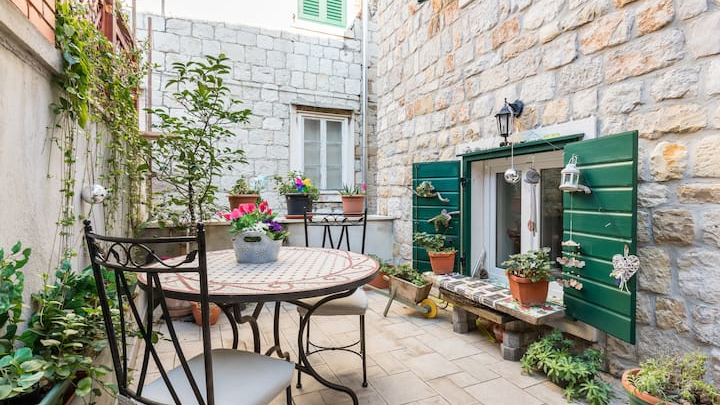 &Pcy;&rcy;&ocy;&dcy;&acy;&zhcy;&acy;&excl; &Ecy;&kcy;&scy;&kcy;&lcy;&yucy;&zcy;&icy;&vcy;&ncy;&acy;&yacy; &kcy;&vcy;&acy;&rcy;&tcy;&icy;&rcy;&acy; &vcy; &tscy;&iecy;&ncy;&tcy;&rcy;&iecy; &Scy;&pcy;&lcy;&icy;&tcy;&acy; &ndash; 200 &mcy; &ocy;&tcy; &Rcy;&icy;&vcy;&ycy;&excl;