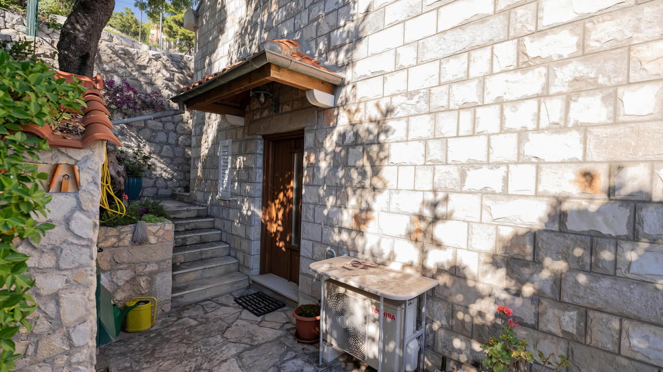 Edinstvena kamnita vila v prvem vrsti ob morju &ndash; Dubrovnik&excl;