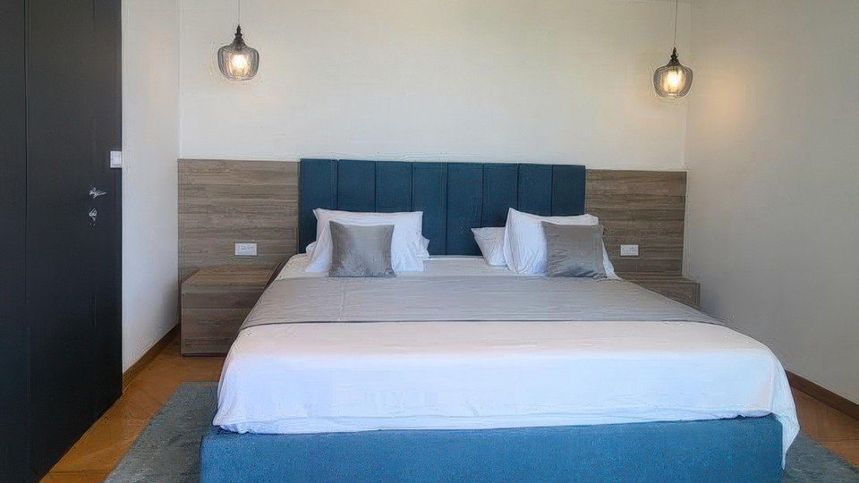 Moderna villa di lusso a 50 m dal mare sull'isola di Bra&ccaron;&excl;