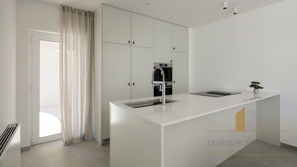 New luxury villa first line by the sea with private boat mooring - island of Čiovo!