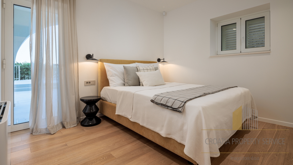 New luxury villa first line by the sea with private boat mooring - island of Čiovo!