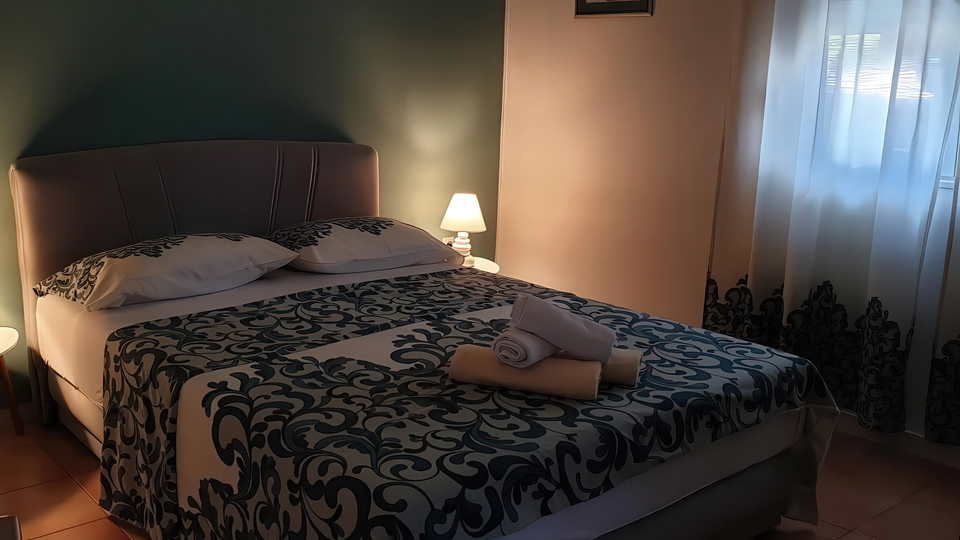 Wundersch&ouml;nes renoviertes Haus in ausgezeichneter Lage &ndash; Sevid&excl;