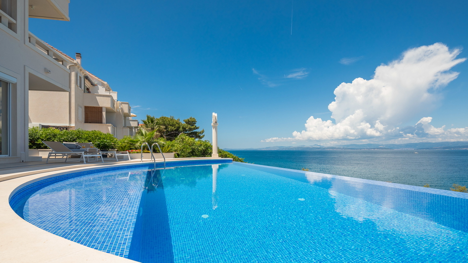 Luxusvilla erste Meereslinie &ndash; Sutivan&comma; Insel Bra&ccaron;