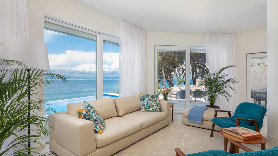 Luxusvilla erste Meereslinie &ndash; Sutivan&comma; Insel Bra&ccaron;