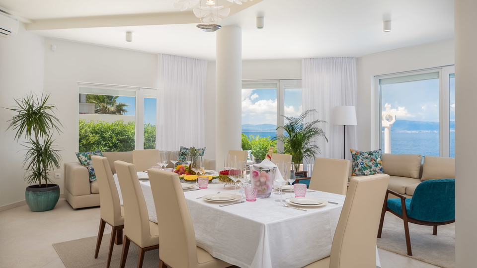 Luxusvilla erste Meereslinie &ndash; Sutivan&comma; Insel Bra&ccaron;