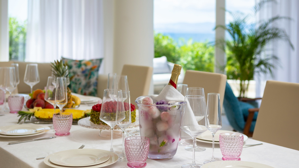 Luxusvilla erste Meereslinie &ndash; Sutivan&comma; Insel Bra&ccaron;