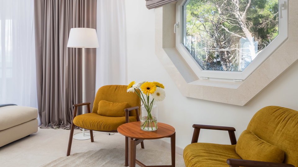 Luxusvilla erste Meereslinie &ndash; Sutivan&comma; Insel Bra&ccaron;