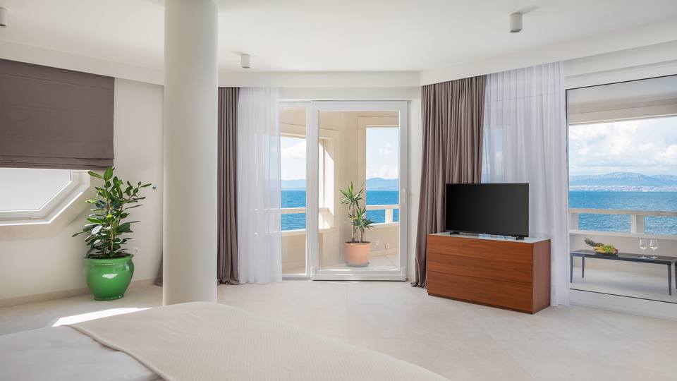 Luxusvilla erste Meereslinie &ndash; Sutivan&comma; Insel Bra&ccaron;