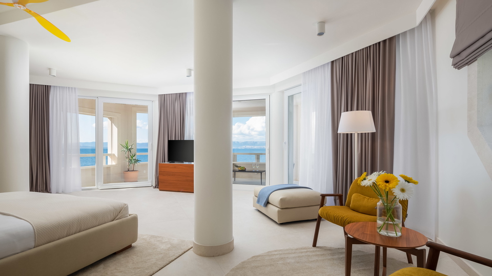 Luxusvilla erste Meereslinie &ndash; Sutivan&comma; Insel Bra&ccaron;
