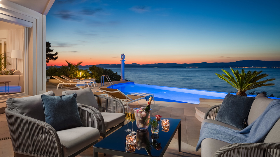 Luxusvilla erste Meereslinie &ndash; Sutivan&comma; Insel Bra&ccaron;