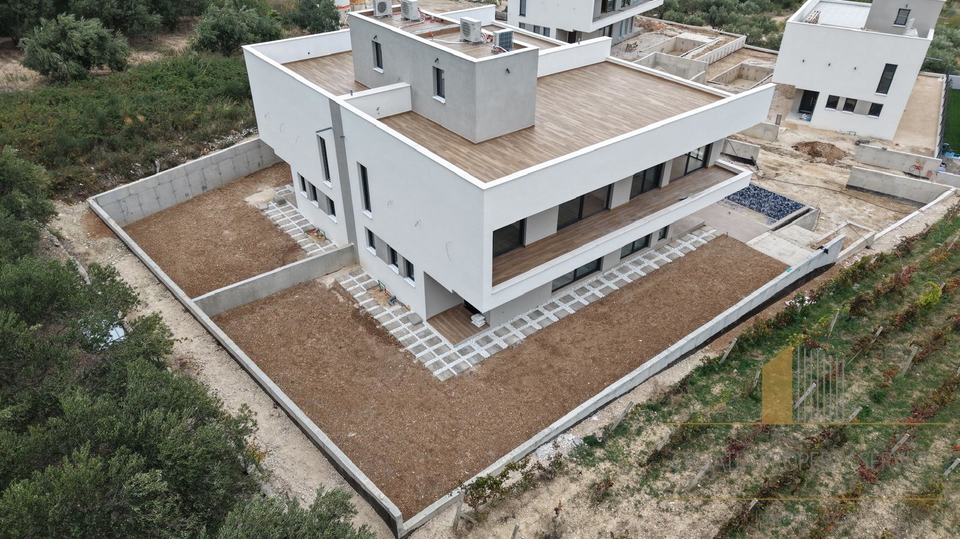 Neue Luxusvilla mit Panoramablick auf das Meer in der Umgebung von Split!