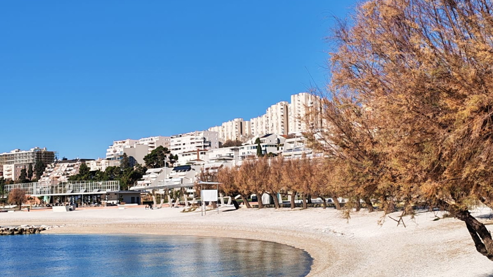 &Pcy;&rcy;&ocy;&dcy;&acy;&zhcy;&acy; &kcy;&vcy;&acy;&rcy;&tcy;&icy;&rcy;&ycy; &vcy; &Scy;&pcy;&lcy;&icy;&tcy;&iecy; &ndash; &vcy;&scy;&iecy;&gcy;&ocy; 700 &mcy; &ocy;&tcy; &mcy;&ocy;&rcy;&yacy; &icy; &pcy;&lcy;&yacy;&zhcy;&acy; &ZHcy;&ncy;&yacy;&ncy;&excl;