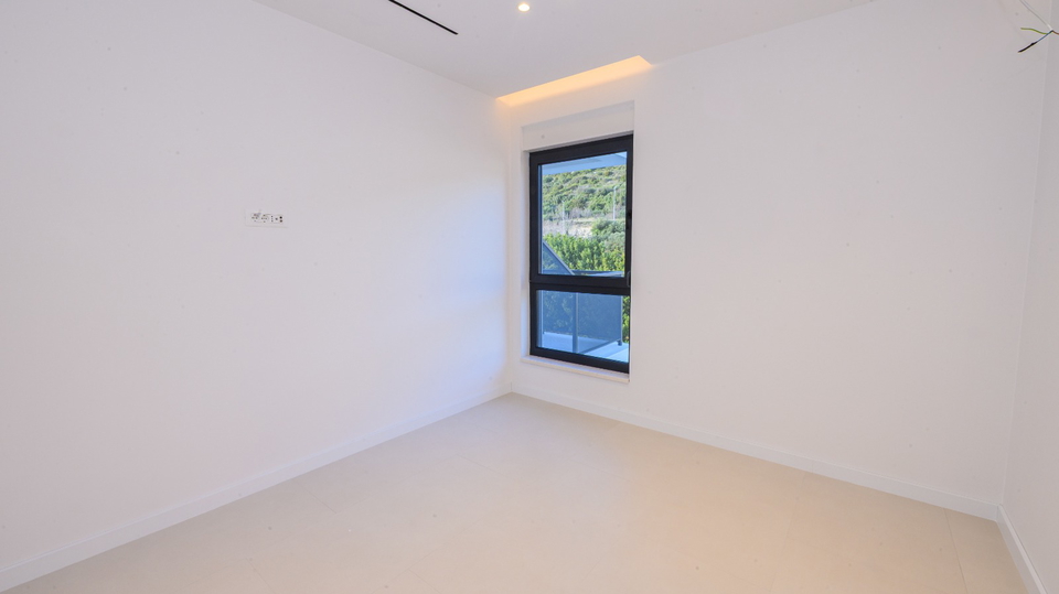 &Rcy;&ocy;&scy;&kcy;&ocy;&shcy;&ncy;&ycy;&jcy; &pcy;&iecy;&ncy;&tcy;&khcy;&acy;&ucy;&scy; &scy; &kcy;&rcy;&ycy;&shcy;&iecy;&jcy;-&tcy;&iecy;&rcy;&rcy;&acy;&scy;&ocy;&jcy; &icy; &ocy;&tcy;&kcy;&rcy;&ycy;&tcy;&ycy;&mcy; &vcy;&icy;&dcy;&ocy;&mcy; &ncy;&acy; &mcy;&ocy;&rcy;&iecy; &vcy; &Tcy;&rcy;&ocy;&gcy;&icy;&rcy;&iecy;&excl;