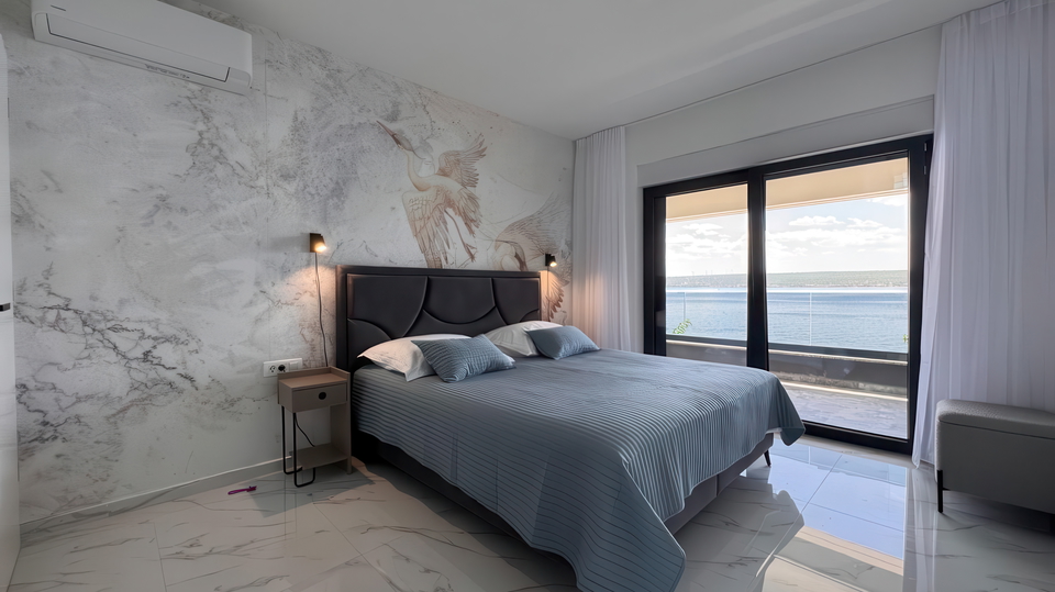 Exklusive Villa in erster Meereslinie in der Umgebung von Zadar&excl;