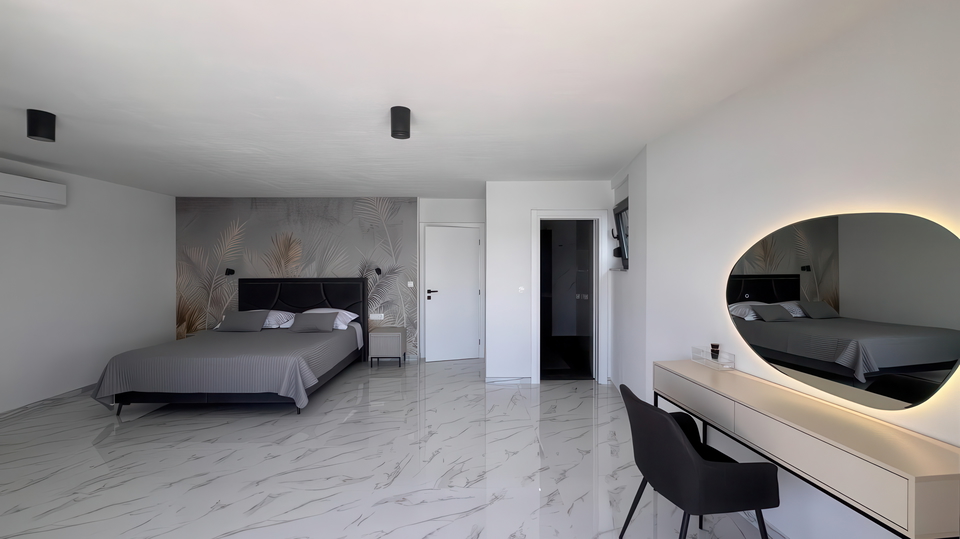 Exklusive Villa in erster Meereslinie in der Umgebung von Zadar&excl;