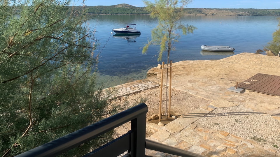 Exklusive Villa in erster Meereslinie in der Umgebung von Zadar&excl;