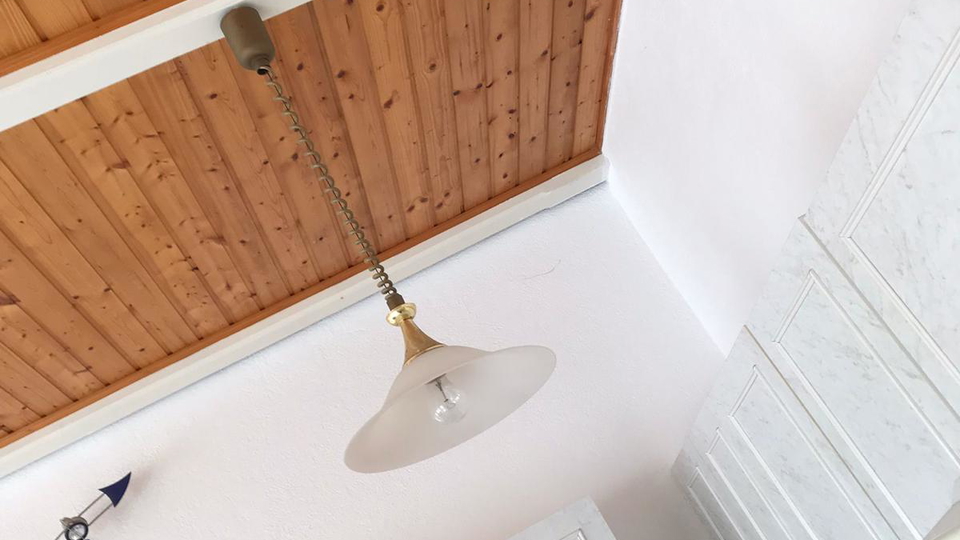 HOT PONUDA &ndash; PRVI RED DO MORA &vert; ROGOZNICA