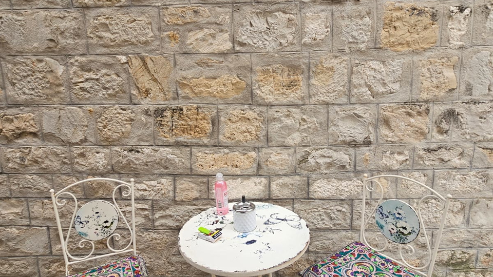 Luksuzna kamnita hi&scaron;a samo 65 m od morja v srcu Ka&scaron;tel Luk&scaron;i&cacute;a&excl;