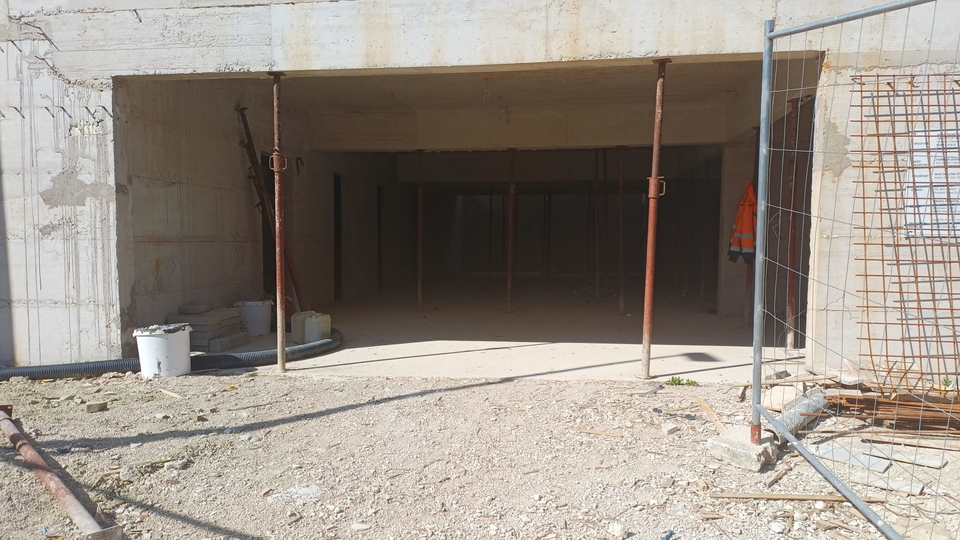 Luksuzan trosoban stan 350 m od pla&zcaron;e &ndash; &Zcaron;njan&comma; Split&excl;