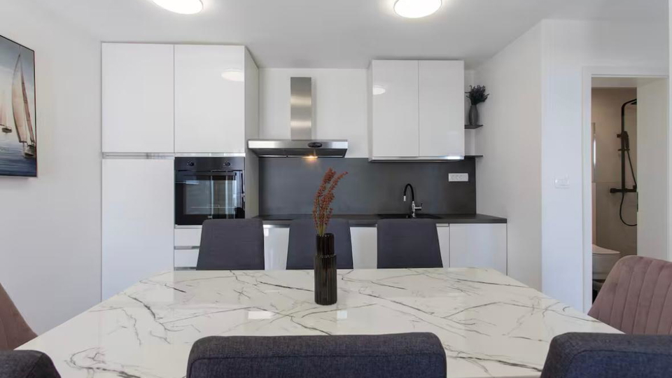 Prekrasna ku&cacute;a za odmor na otoku &Ccaron;iovu &ndash; samo 200 m od mora&excl;