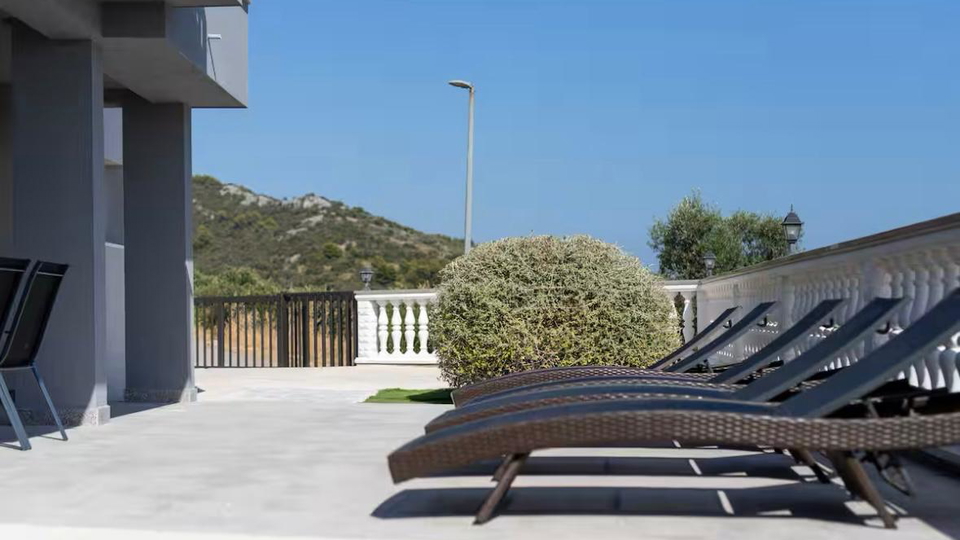 Prekrasna ku&cacute;a za odmor na otoku &Ccaron;iovu &ndash; samo 200 m od mora&excl;