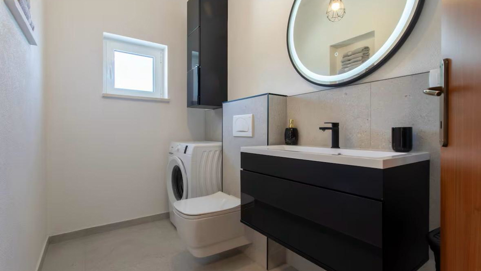 Prekrasna ku&cacute;a za odmor na otoku &Ccaron;iovu &ndash; samo 200 m od mora&excl;