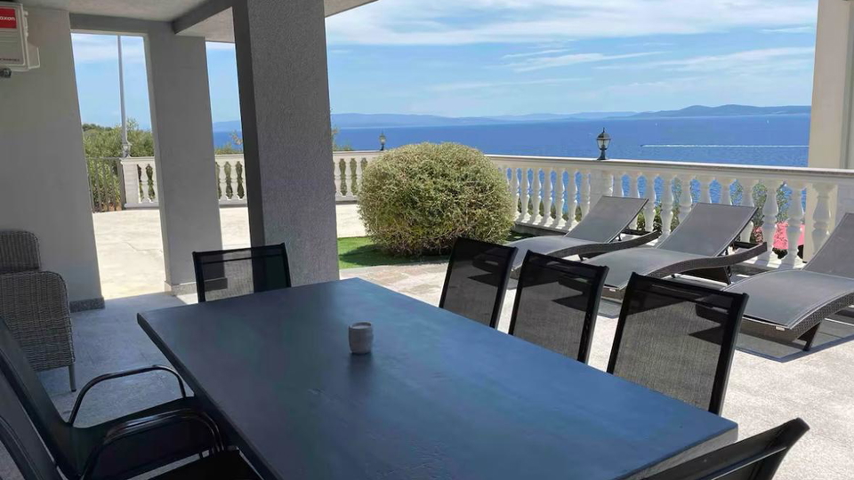 Prekrasna ku&cacute;a za odmor na otoku &Ccaron;iovu &ndash; samo 200 m od mora&excl;