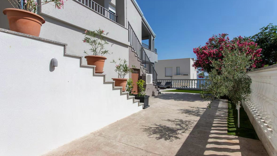 Prekrasna ku&cacute;a za odmor na otoku &Ccaron;iovu &ndash; samo 200 m od mora&excl;