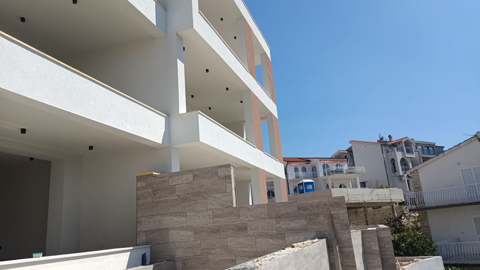 Appartamento di lusso con splendida vista sul mare e sulla citt&agrave; &ndash; Primo&scaron;ten&excl;