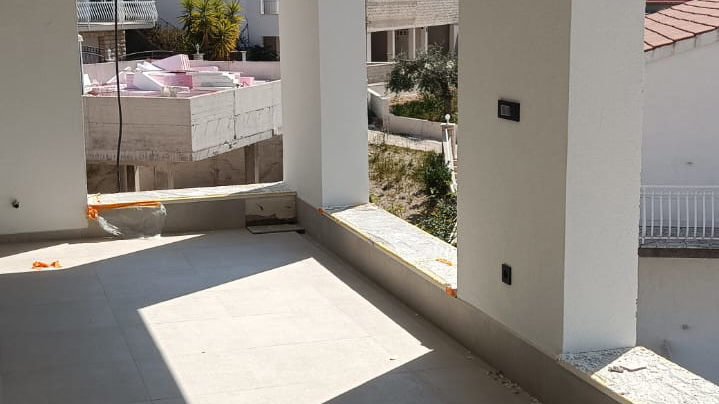 Beautiful apartment with elegant garden and pool 350 m from the sea &ndash; Primo&scaron;ten&excl;