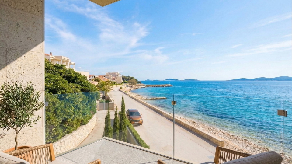 Luksuzni penthouse prvi red do mora - Mandre&comma; otok Pag&excl;
