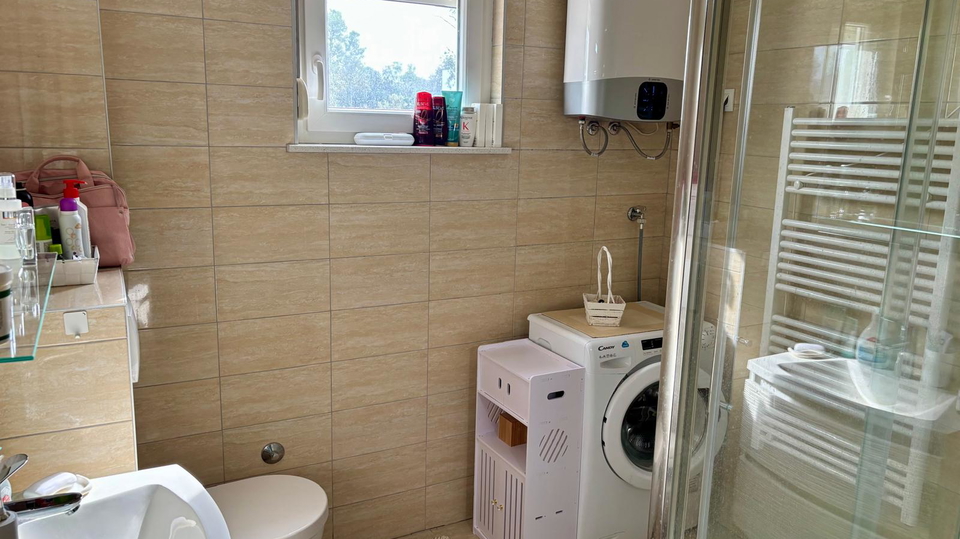 &Pcy;&rcy;&ocy;&scy;&tcy;&ocy;&rcy;&ncy;&acy;&yacy; &kcy;&vcy;&acy;&rcy;&tcy;&icy;&rcy;&acy; &scy; &tcy;&iecy;&rcy;&rcy;&acy;&scy;&ocy;&jcy; &icy; &scy;&acy;&dcy;&ocy;&mcy; &vcy; 180 &mcy; &ocy;&tcy; &pcy;&lcy;&yacy;&zhcy;&acy; &vcy; &ocy;&kcy;&rcy;&iecy;&scy;&tcy;&ncy;&ocy;&scy;&tcy;&yacy;&khcy; &Zcy;&acy;&dcy;&acy;&rcy;&acy;&excl;