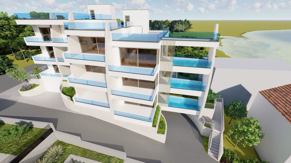 Luksuzni penthouse z bazenom in stre&scaron;no teraso ob morju&comma; &Scaron;ibenik&excl;