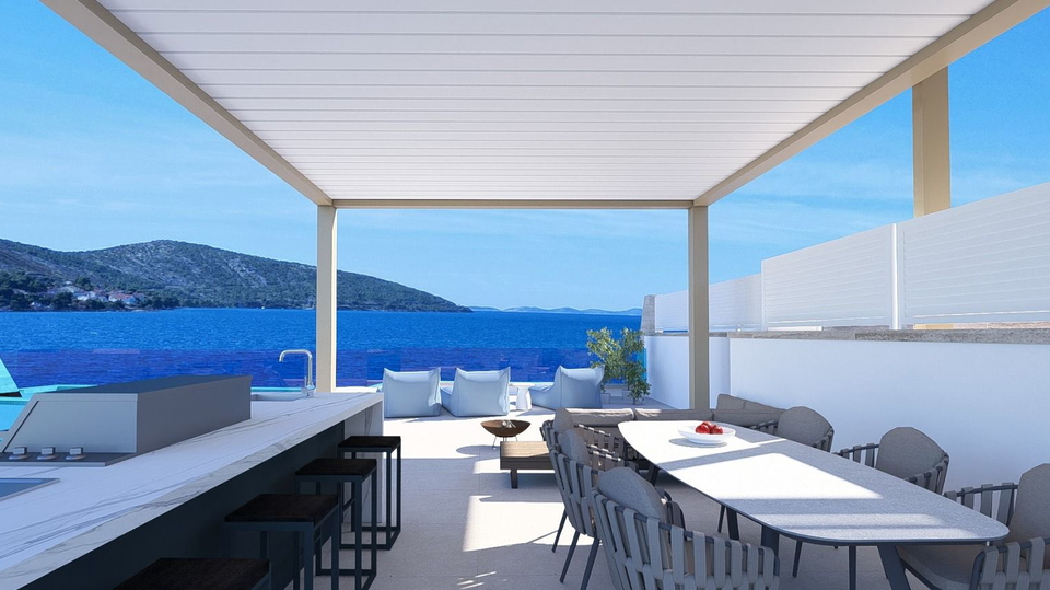 Appartamento di lusso con piscina privata in prima fila sul mare &ndash; Greba&scaron;tica&comma; &Scaron;ibenik&excl;