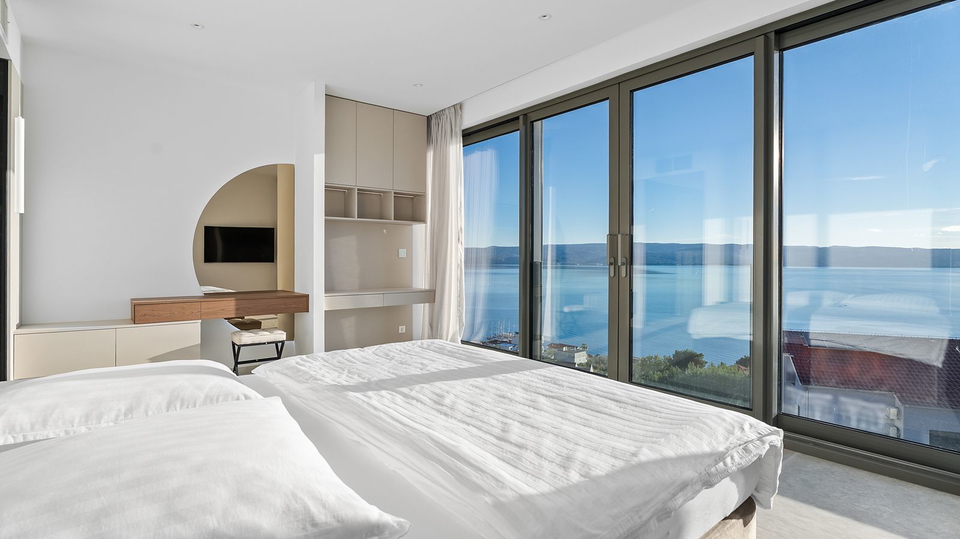New luxury villa with panoramic sea view - Omi&scaron;&excl;