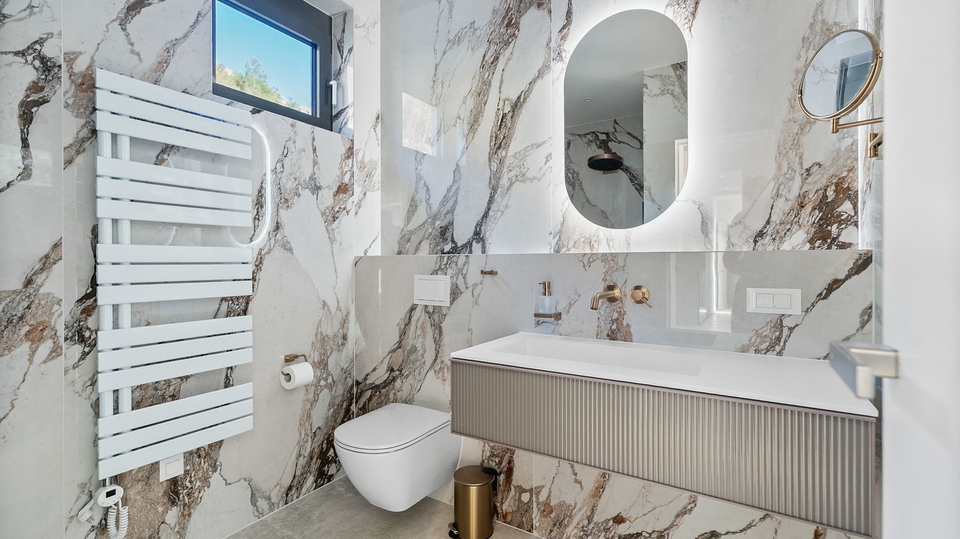 New luxury villa with panoramic sea view - Omi&scaron;&excl;