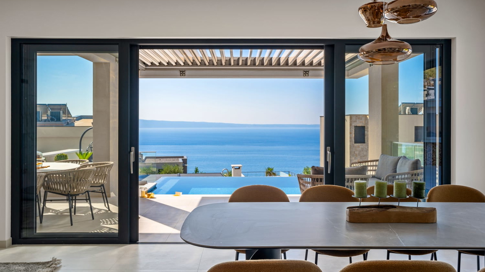 Neue elegante Villa mit Pool und offenem Meerblick in der Umgebung von Split&excl;