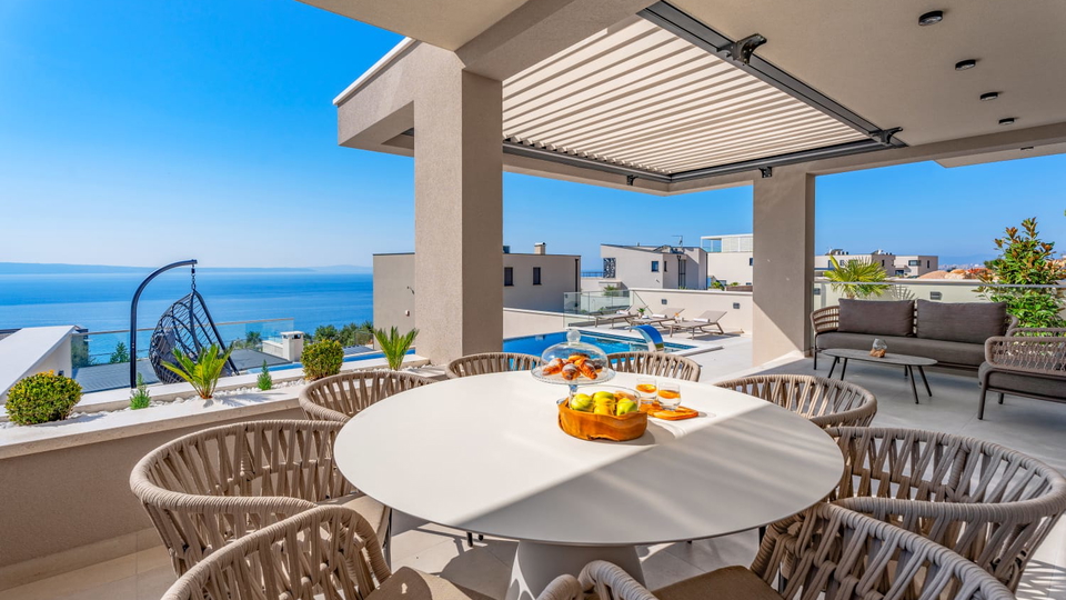 Neue elegante Villa mit Pool und offenem Meerblick in der Umgebung von Split&excl;