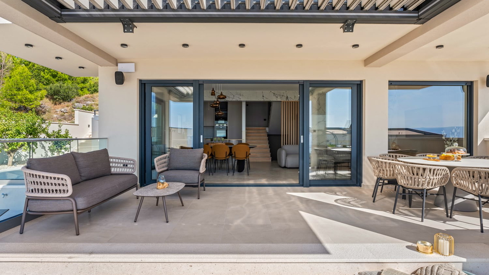 Neue elegante Villa mit Pool und offenem Meerblick in der Umgebung von Split&excl;