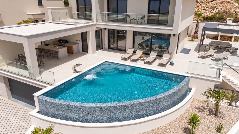 Luxuri&ouml;se moderne Villa mit Panoramablick auf das Meer &ndash; 300 m vom Strand entfernt&comma; in der N&auml;he von Split&excl;