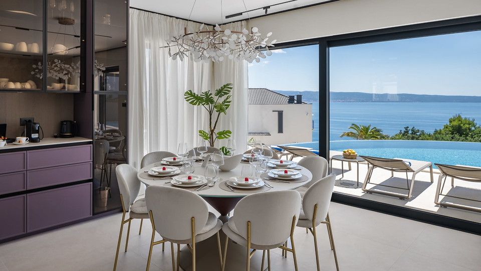 Luxuri&ouml;se moderne Villa mit Panoramablick auf das Meer &ndash; 300 m vom Strand entfernt&comma; in der N&auml;he von Split&excl;