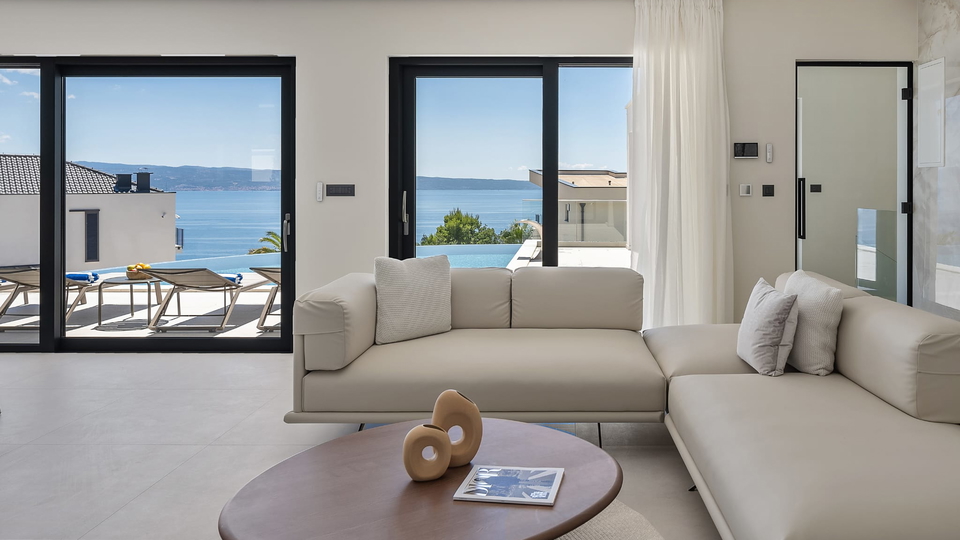 Luxuri&ouml;se moderne Villa mit Panoramablick auf das Meer &ndash; 300 m vom Strand entfernt&comma; in der N&auml;he von Split&excl;